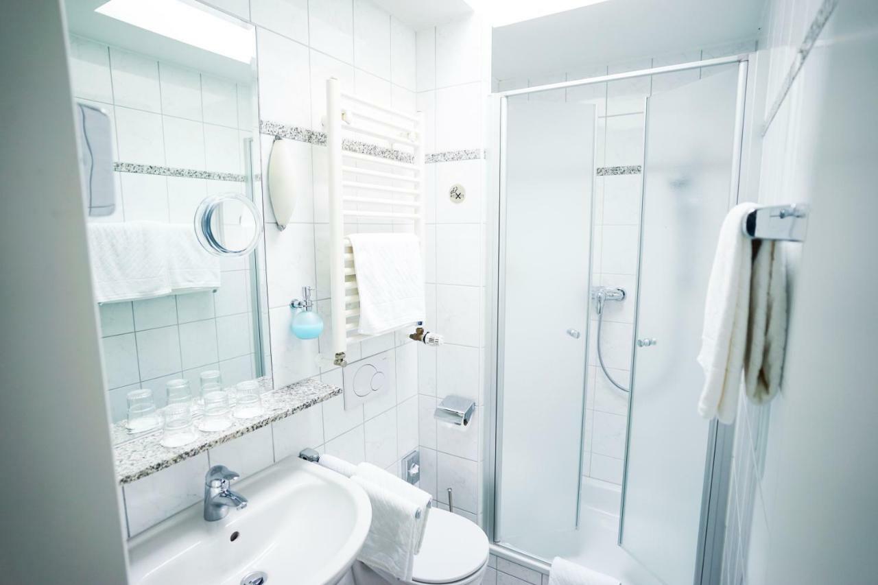 Hotel Sauer Garni Neu-Isenburg Zewnętrze zdjęcie
